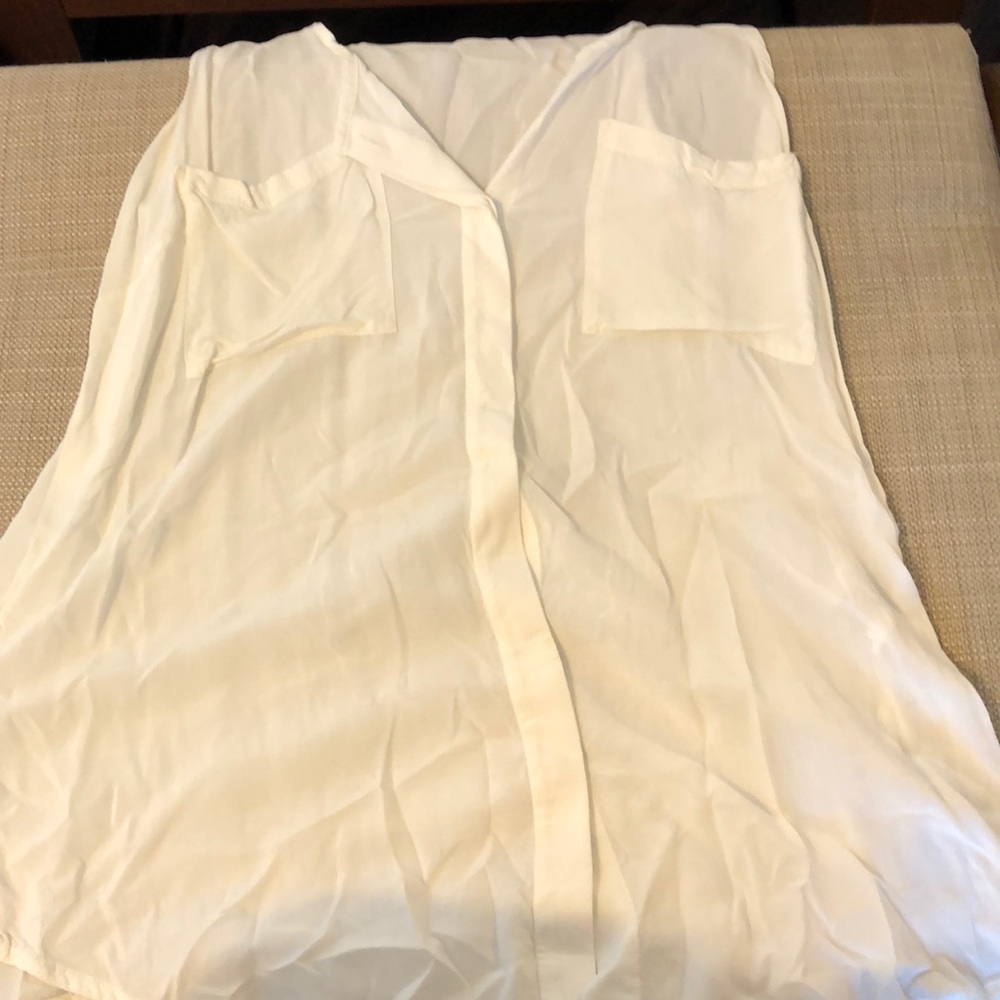 Button up blouse - Picture 2 of 3